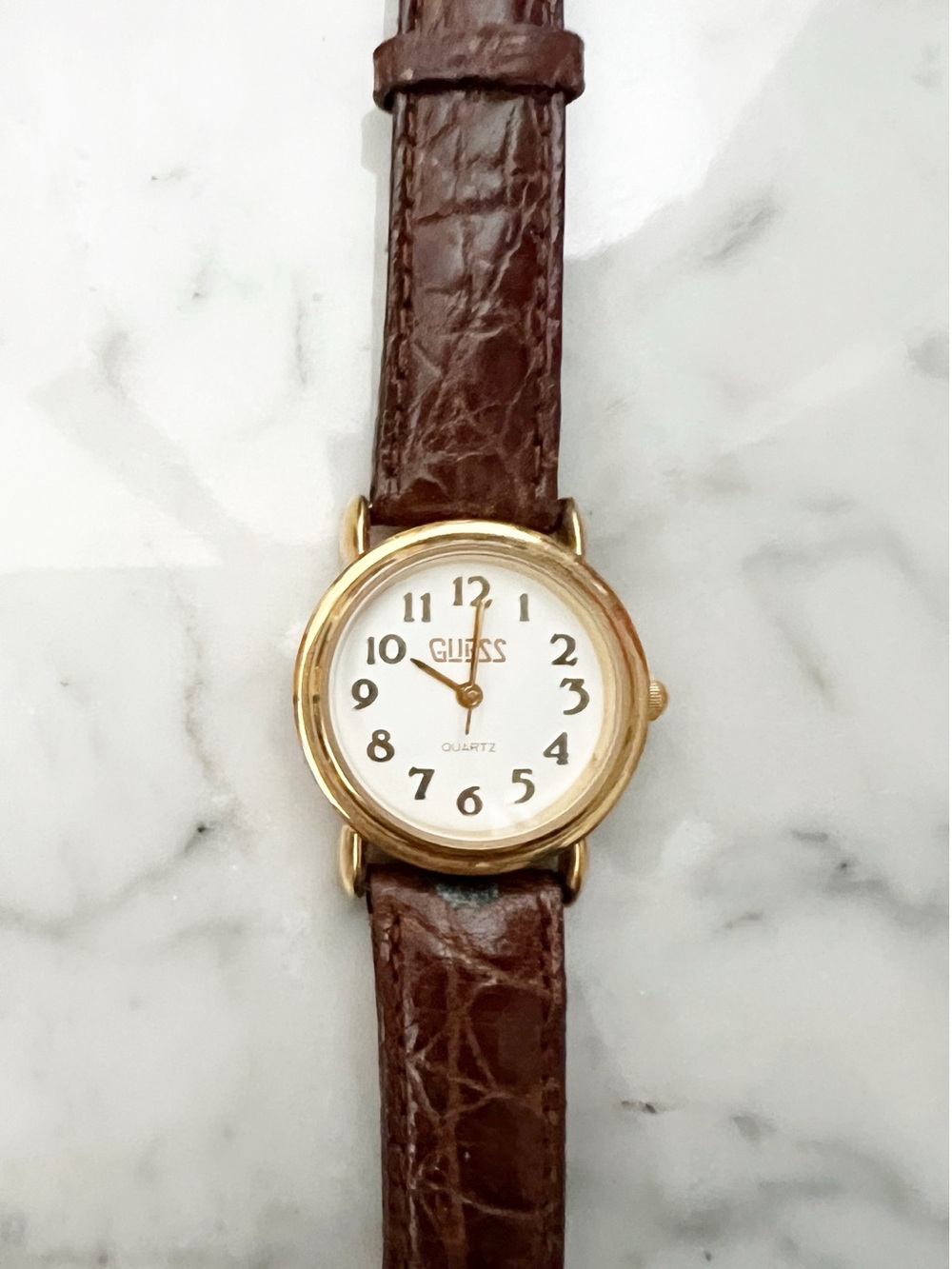 VNTG GUESS 90s Gold-Tone Watch with Brown Leather Strap